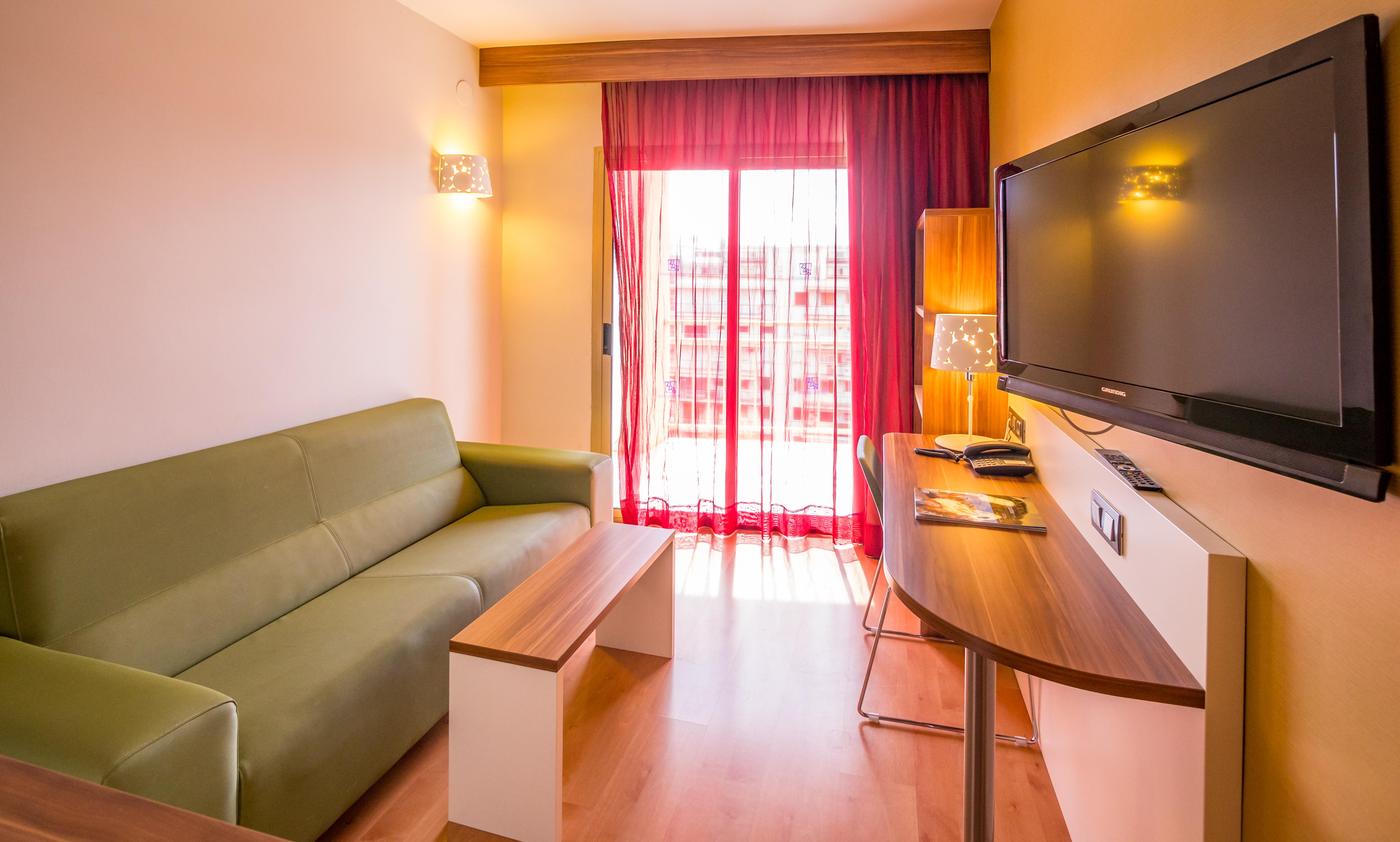 Golden Avenida Family Suites 4* Salou Luaran gambar