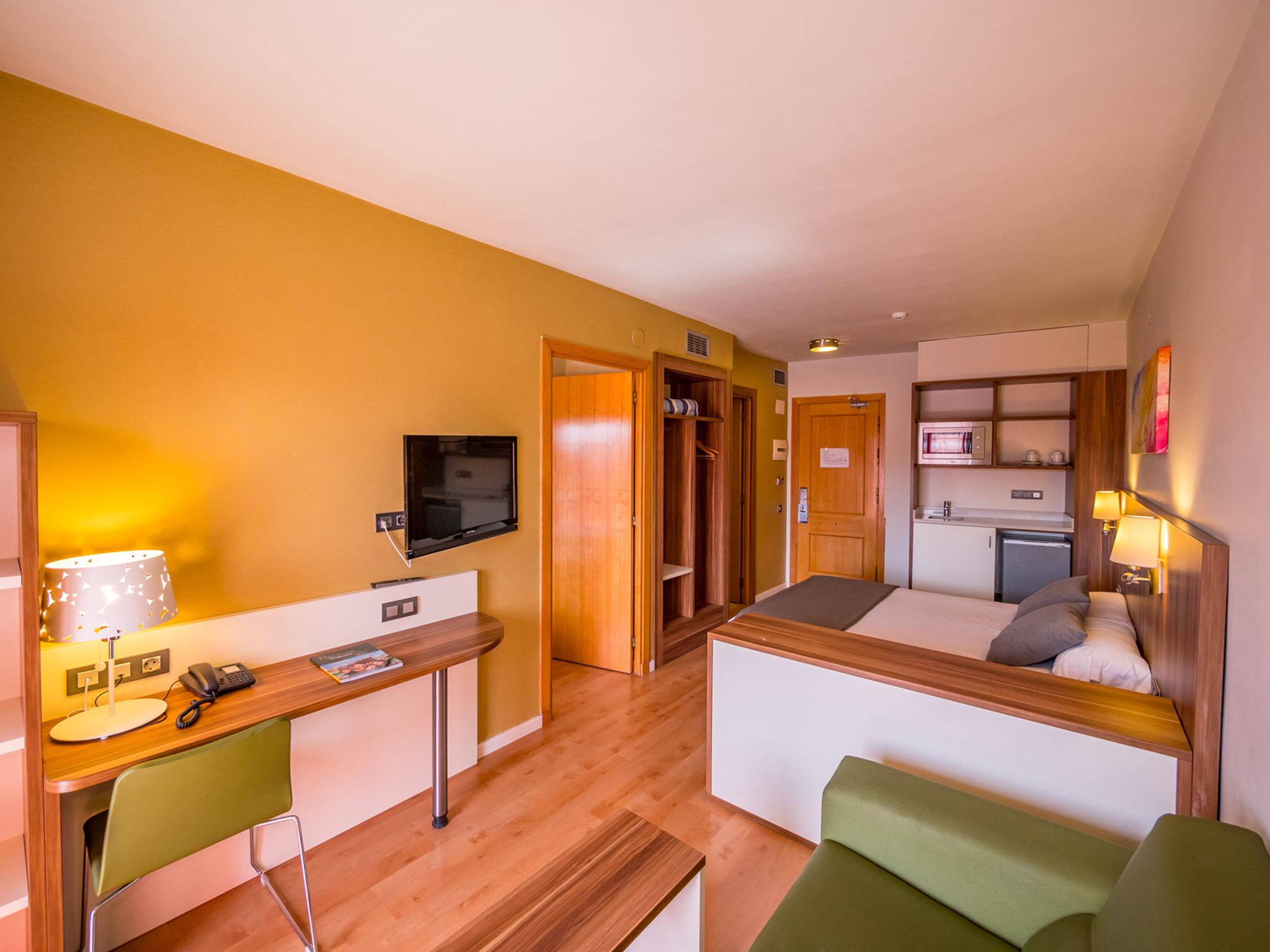 Golden Avenida Family Suites 4* Salou Luaran gambar