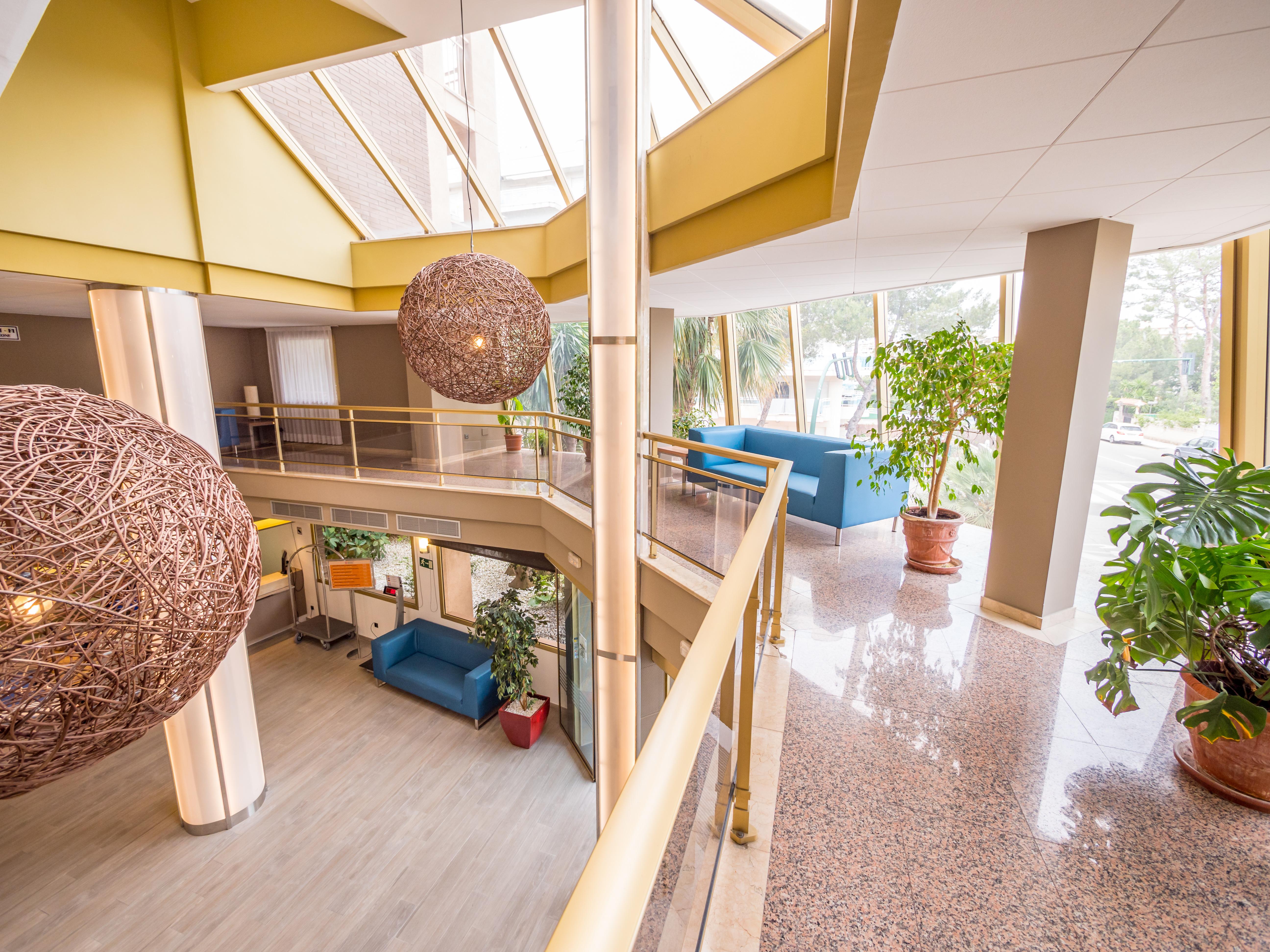 Golden Avenida Family Suites 4* Salou Luaran gambar
