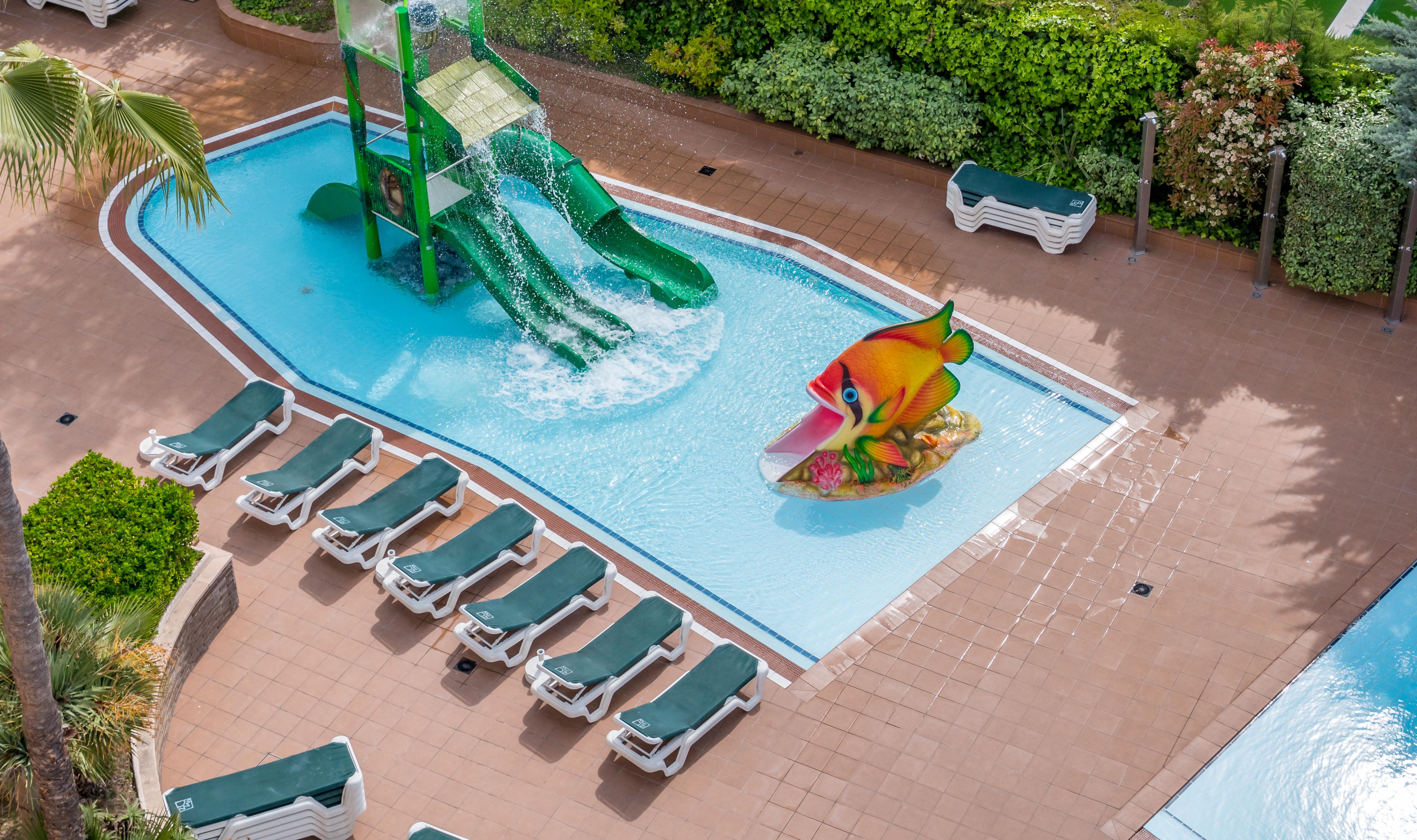 Golden Avenida Family Suites 4* Salou Luaran gambar