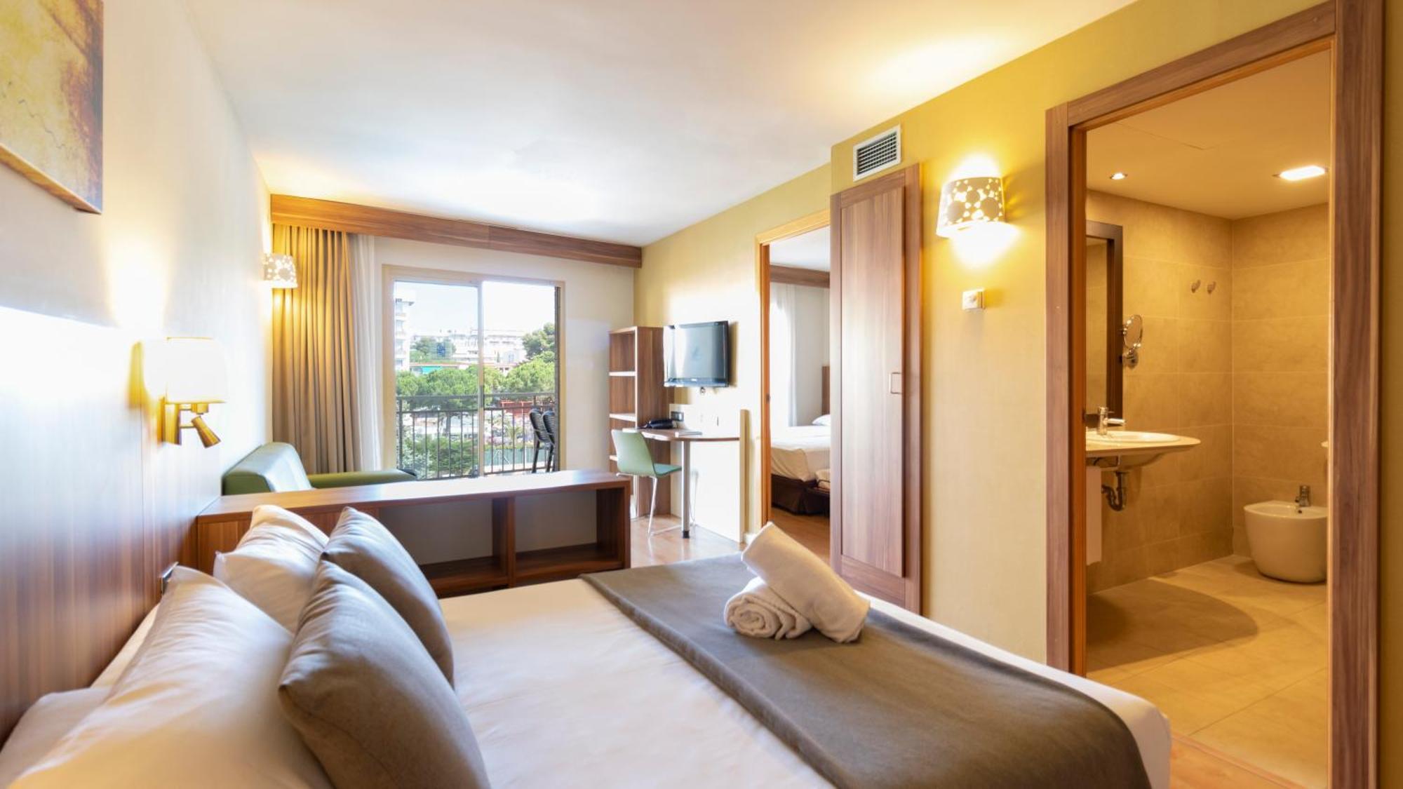 Golden Avenida Family Suites 4* Salou Luaran gambar