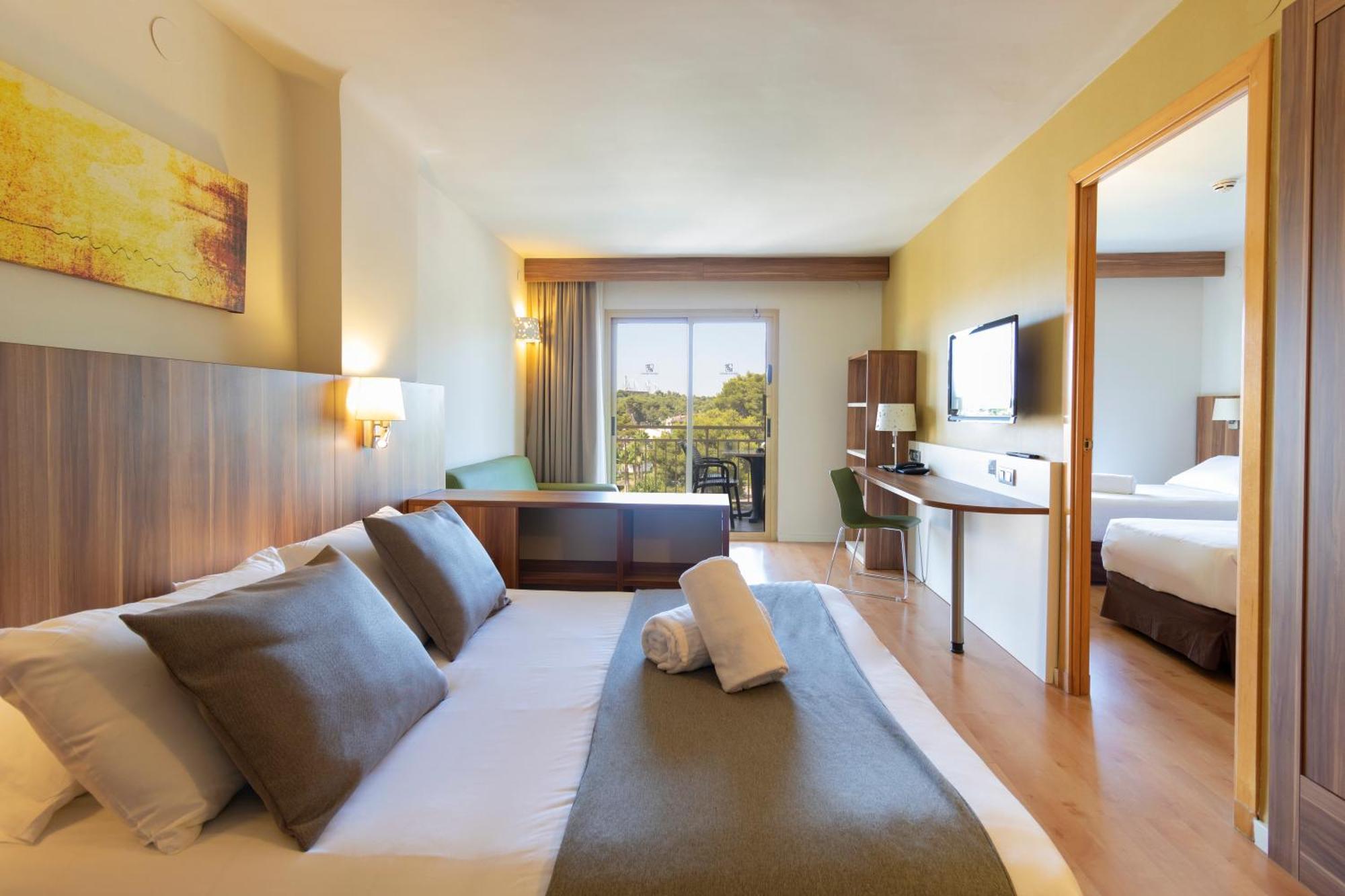 Golden Avenida Family Suites 4* Salou Luaran gambar