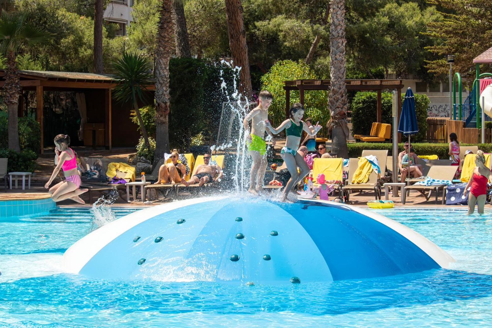 Golden Avenida Family Suites 4* Salou Luaran gambar