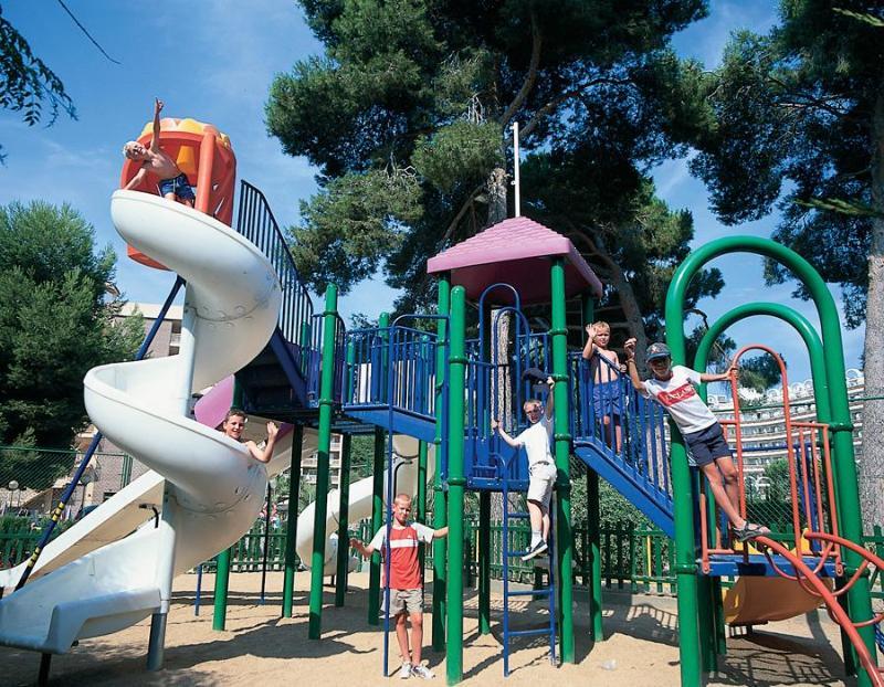 Golden Avenida Family Suites 4* Salou Luaran gambar